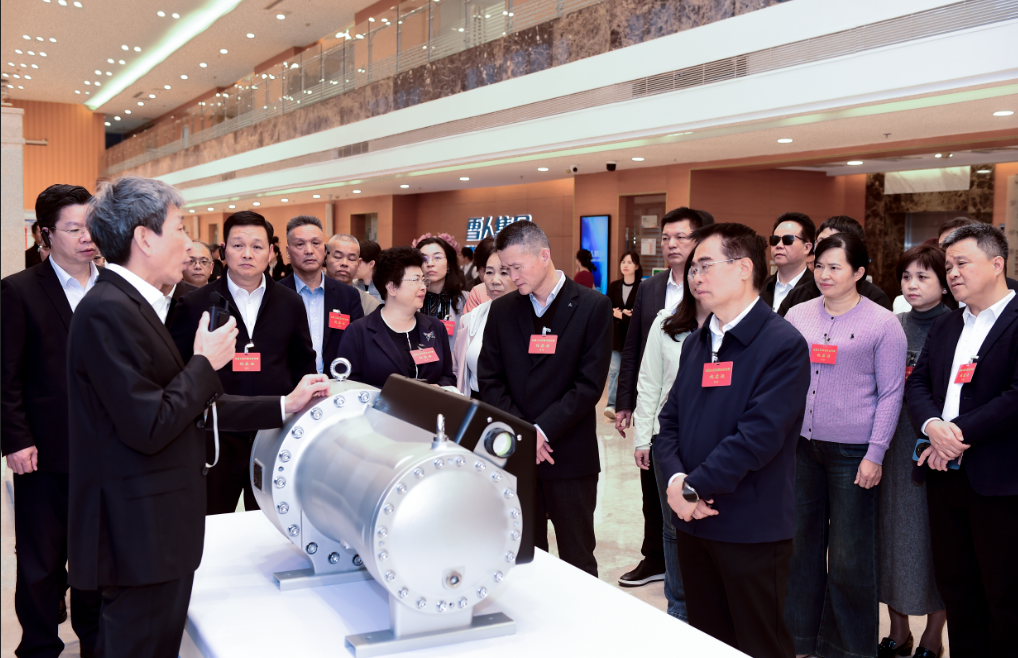 万向娱乐动态|福建省全国人大代表视察万向娱乐集团